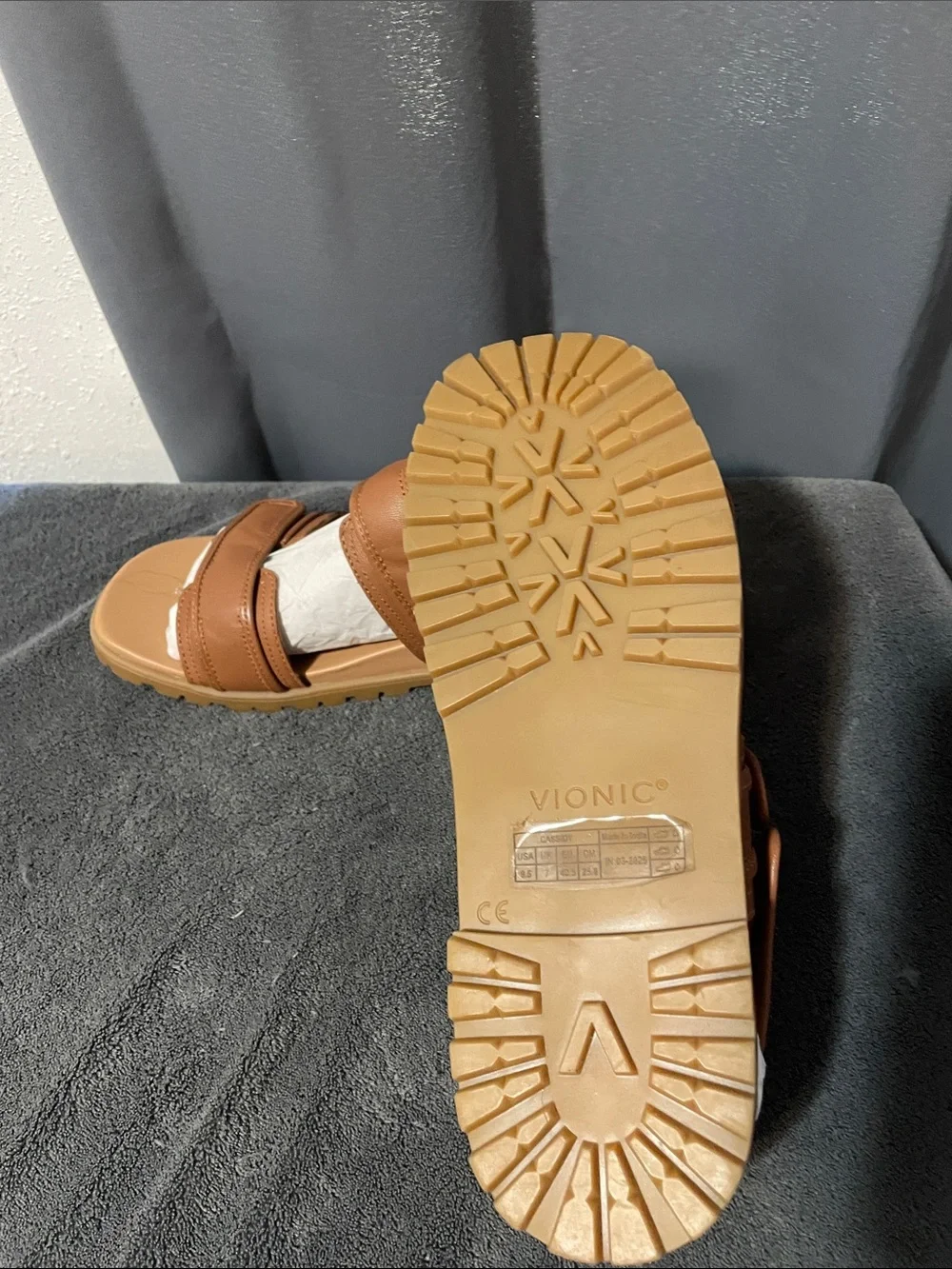 Vionic Brown Leather Double-Strap Adjustable Sandals NWOT